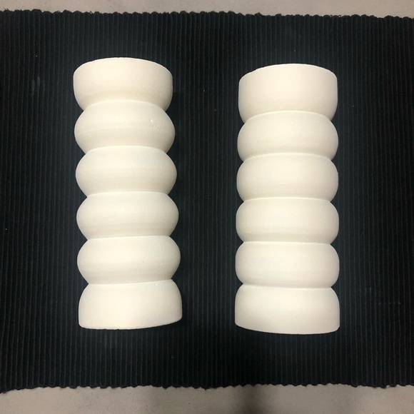 STONE Pillar Tea Light Candle Holders - Picture 2 of 6